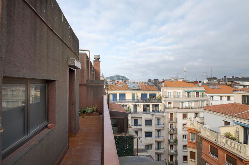 Foto b6992caa-40ea-4633-9c27-307a5c0785d3. Piso en Gros Donostia - San Sebastián