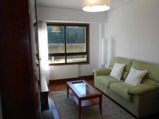 Location Appartement  Mandasko dukearen pasealekua. Vivienda amueblada en duque de mandas buen estado