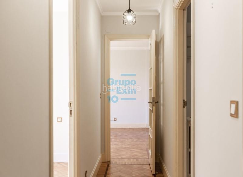 Foto f6f8dcc6-1bbb-49f8-b692-b7225c07ea42. Location appartement dans Área Romántica Donostia - San Sebastián
