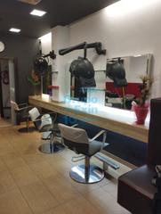 Local Comercial a Astigarraga. Local céntrico  en astigarraga. instalado como peluquería.