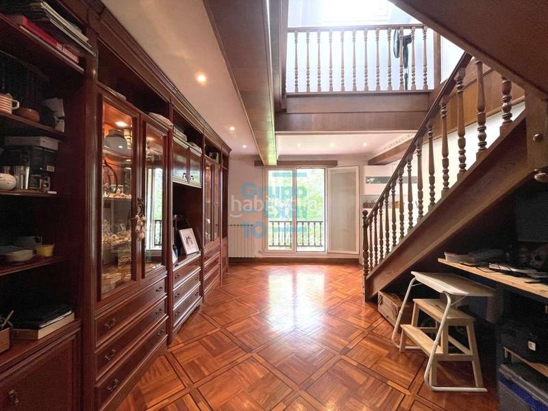 Foto 04c2f886-8b57-42eb-9dd5-47a4809315d0. Casa amb calefacció aparcament a Igeldo Donostia - San Sebastián