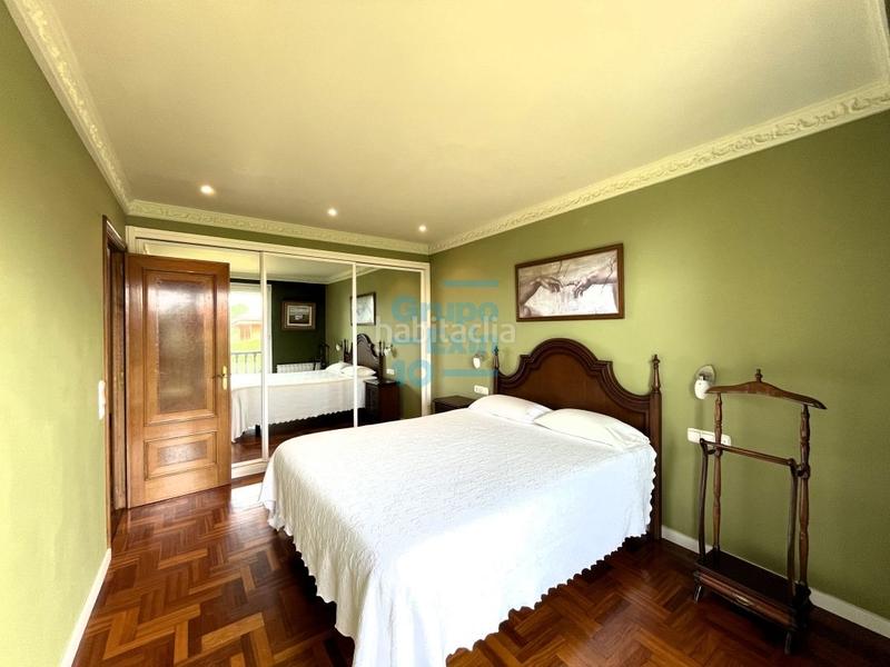 Foto cde22b44-afe2-45eb-9f58-3baac40ac18d. Casa amb calefacció aparcament a Igeldo Donostia - San Sebastián