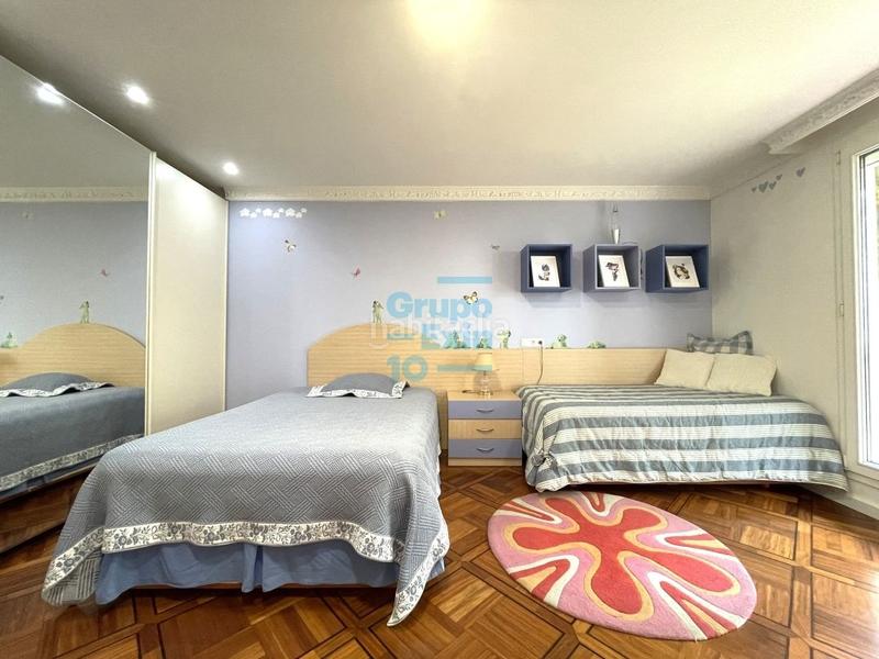Foto f6d1ecc8-e1b3-4e7f-b6ad-8df01826fc35. Casa amb calefacció aparcament a Igeldo Donostia - San Sebastián