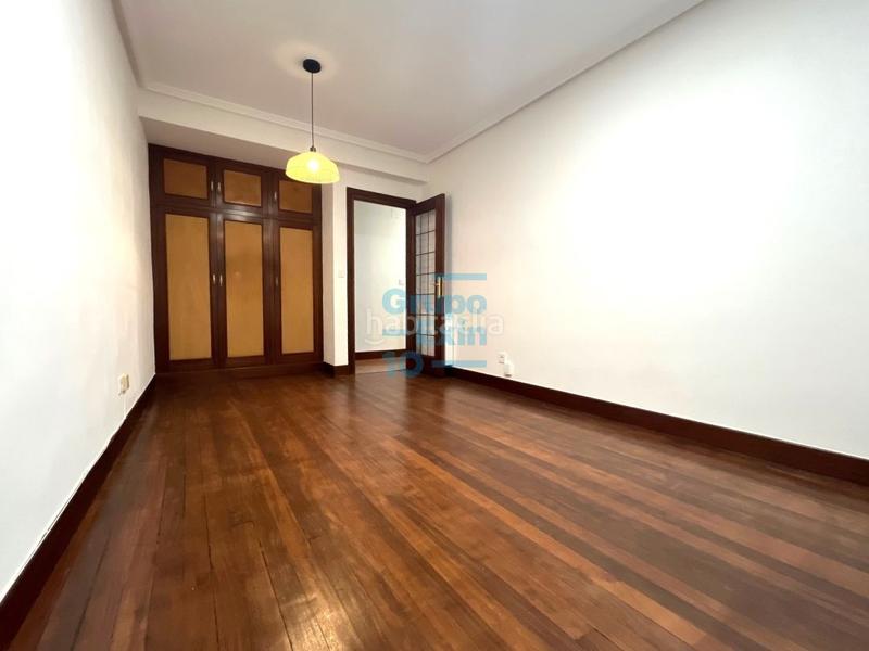 Foto ca32b655-4f6a-4c4c-b799-9203e60ca0a1. Appartamento con riscaldamento in Parte Vieja Donostia - San Sebastián