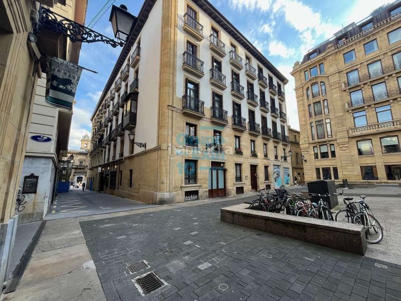Foto 98e7c9e9-456e-4ea8-a18e-0edd0be028a8. Flat with heating in Parte Vieja Donostia - San Sebastián