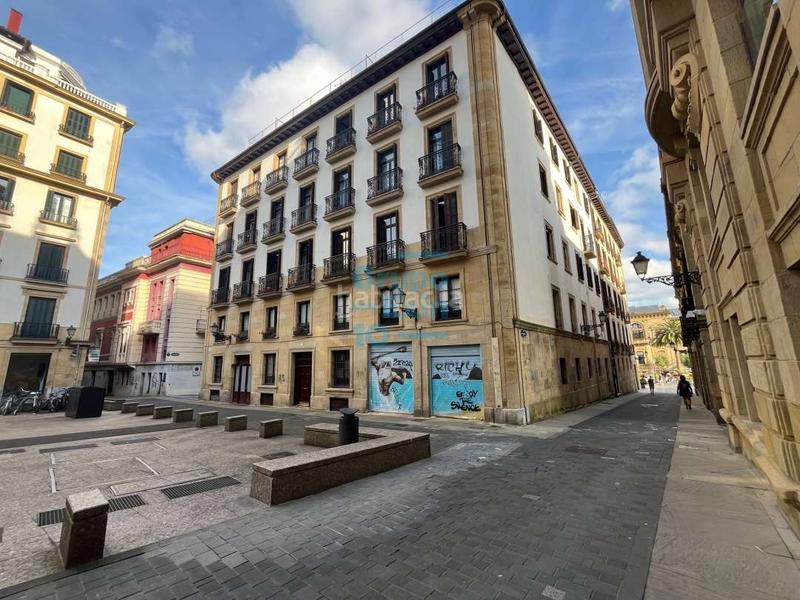 Foto cb425096-9269-4a74-a6e6-c0c58a45ae91. Piso en Parte Vieja Donostia - San Sebastián