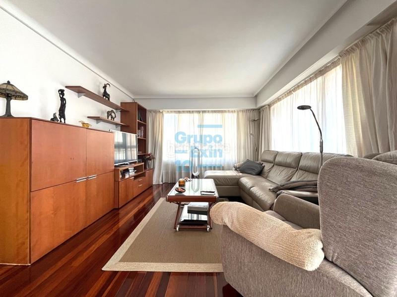 Foto 8d1ac71c-816b-4cad-a371-bcd1d4169f0d. Appartamento con riscaldamento parcheggio in Antiguo Donostia - San Sebastián