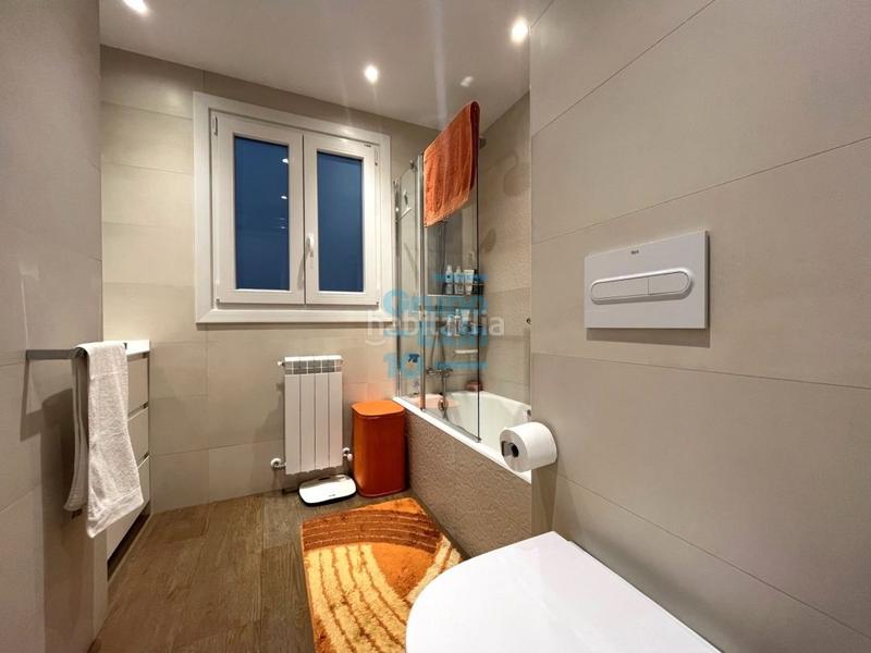 Foto 2c281e20-eb94-4a3a-8e1e-a31d86377530. Pis amb calefacció aparcament a Antiguo Donostia - San Sebastián