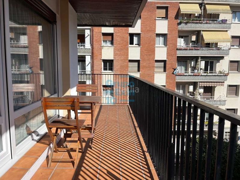 Foto 9d28f21a-78b5-427d-ac4d-c6b1d3d8e4c0. Pis amb calefacció aparcament a Antiguo Donostia - San Sebastián