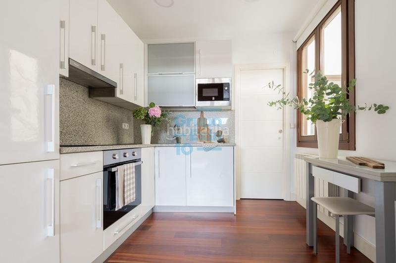 Foto 4cbd8a9b-0f57-4bb4-a9d5-31030d18bcbc. Flat with heating in Gros Donostia - San Sebastián