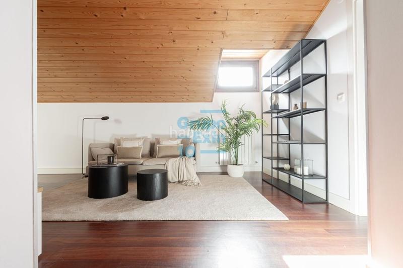 Foto a7ed3344-ffb8-4ac1-b093-d1c2ad17ac15. Flat with heating in Gros Donostia - San Sebastián