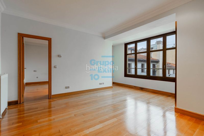 Foto 4b529e7f-420d-4a11-9584-4e27042445c0. Pis amb calefacció a Área Romántica Donostia - San Sebastián