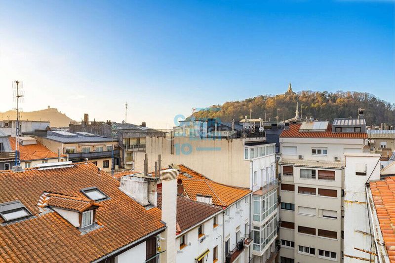 Foto 54a9855b-c60d-489d-8465-3f801259d4d2. Pis amb calefacció a Área Romántica Donostia - San Sebastián