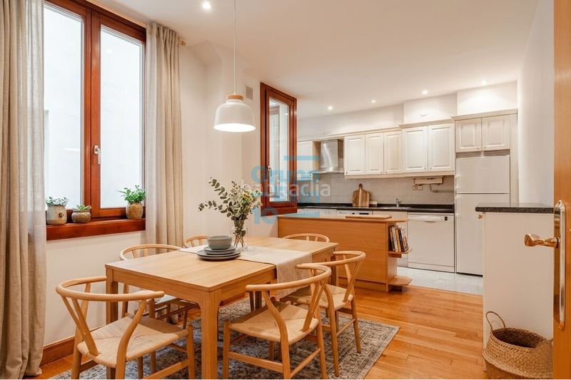 Foto 5ed342cc-538a-4b4b-803d-c3f43081329f. Pis amb calefacció a Área Romántica Donostia - San Sebastián