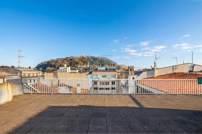 Foto 60ce4b0b-0b49-4acd-bb44-c9f1c6b9bd8e. Pis amb calefacció a Área Romántica Donostia - San Sebastián