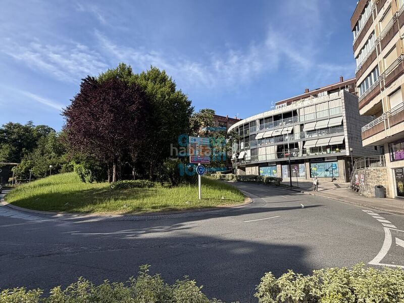 Foto bca17aee-a0ee-4060-ae45-4ac591ed22bf. Local comercial a Lasarte - Oria