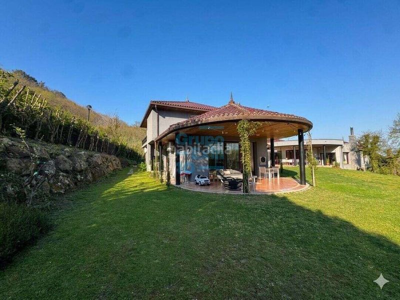 Foto 3a15cb41-a3cc-42a2-babe-079f32d4541f. Casa amb aparcament piscina a Hondarribia