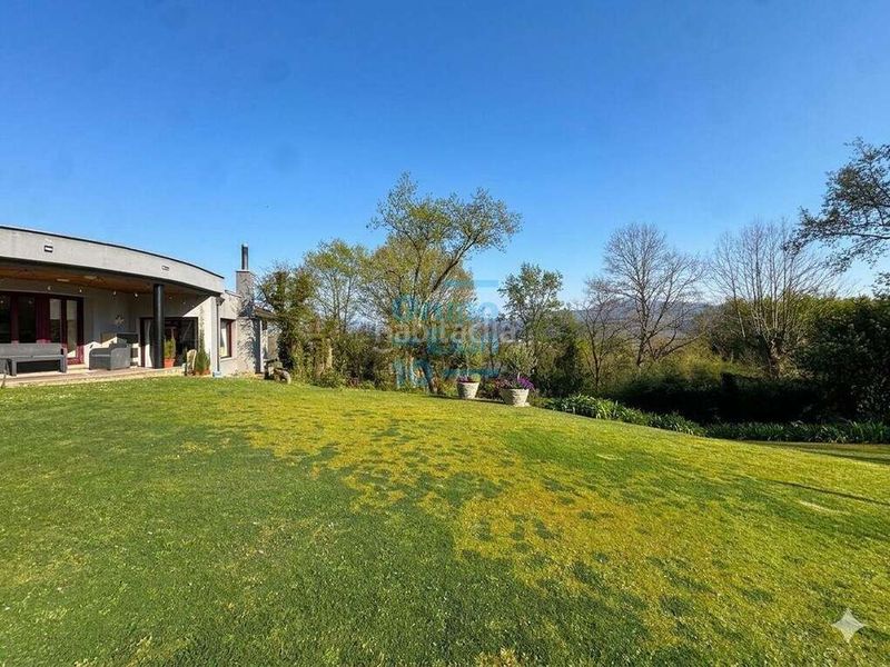 Foto 57908a08-8f2d-4d6a-9803-67344855b39f. Casa amb aparcament piscina a Hondarribia