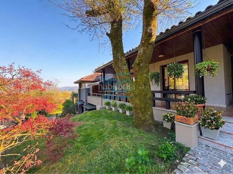 Foto 8ff6485d-ba71-487c-808b-6151e9733745. Casa amb aparcament piscina a Hondarribia