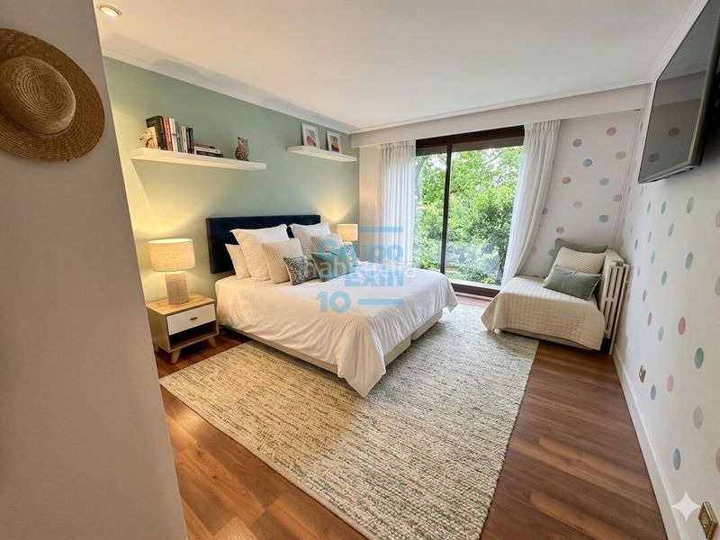 Foto c1577b2a-34f9-47c0-a50f-805be822daac. Casa amb aparcament piscina a Hondarribia