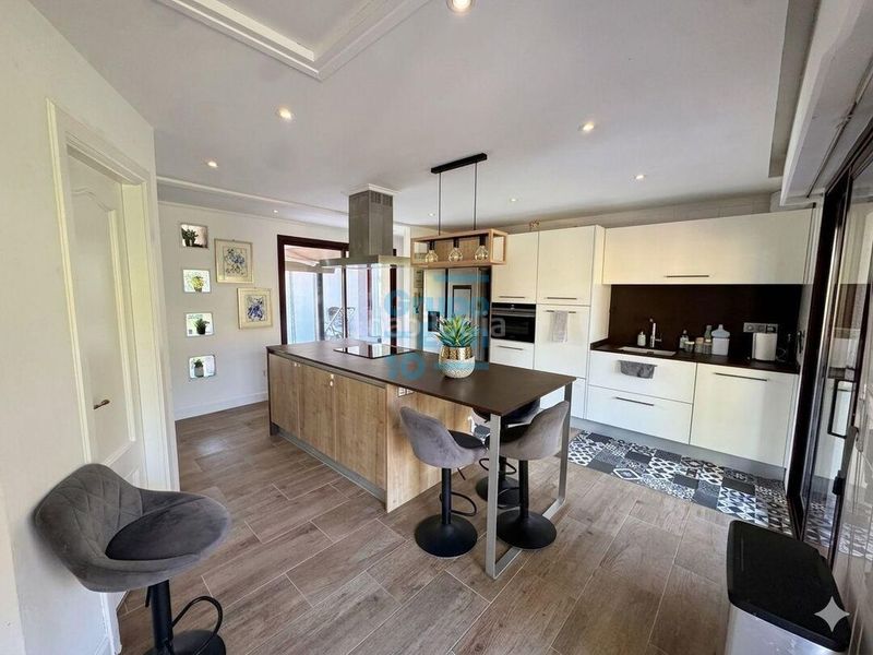 Foto d8aed367-a680-418a-8fa6-6fae5eed2096. Casa amb aparcament piscina a Hondarribia