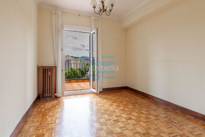 Foto 5ea4d551-d6e3-438d-95e3-3a4ff25862fa. Àtic amb calefacció a Amara Zaharra-Arbaizenea Donostia - San Sebastián