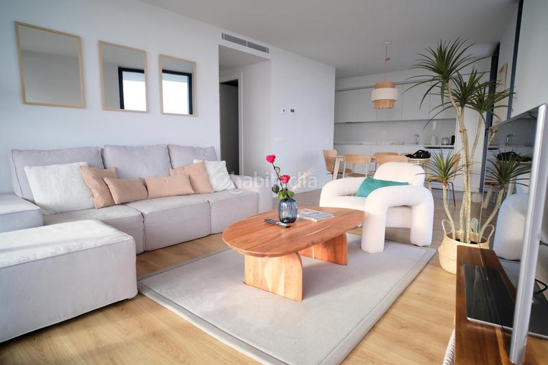 Foto 093364ab-fab5-47a8-801e-a0d6be50aba8. Alquiler apartamento  en 1 linea de playa en Badalona