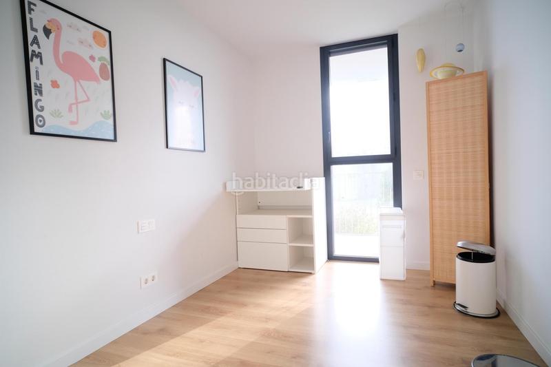 Foto 06cf9108-88b8-42cb-a5ad-ee3b8132934f. Lloguer apartament amb calefacció aparcament piscina a Badalona