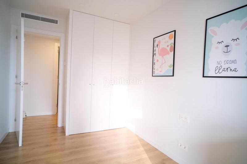 Foto 79ec4437-b4ad-4f69-aaba-b402b871063f. Lloguer apartament amb calefacció aparcament piscina a Badalona