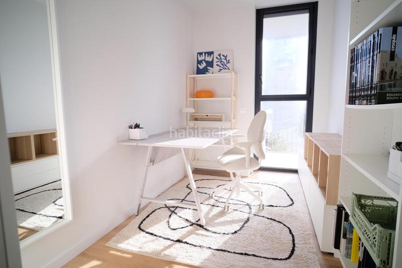 Foto 7cbf3f8b-62cd-4338-a9b2-724696df8670. Lloguer apartament amb calefacció aparcament piscina a Badalona