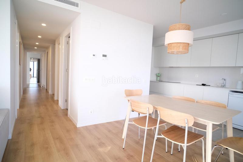 Foto 8b55e931-6a01-451a-a844-4b4f624d6cc1. Lloguer apartament amb calefacció aparcament piscina a Badalona