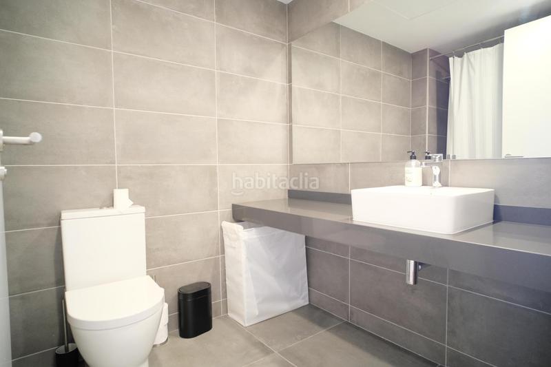 Foto 9ee95870-38e9-4fce-9a3f-cda27c315fee. Lloguer apartament amb calefacció aparcament piscina a Badalona