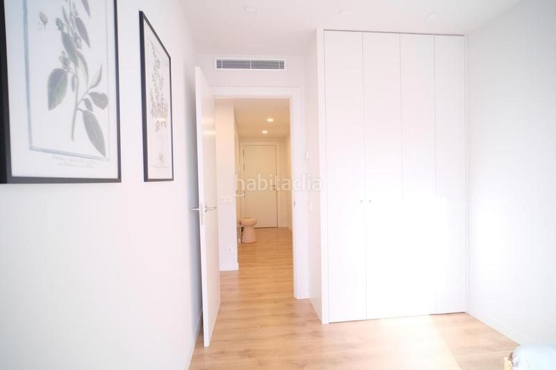 Foto fcb37ac8-7f61-4d52-a00a-8d82228a245d. Lloguer apartament amb calefacció aparcament piscina a Badalona