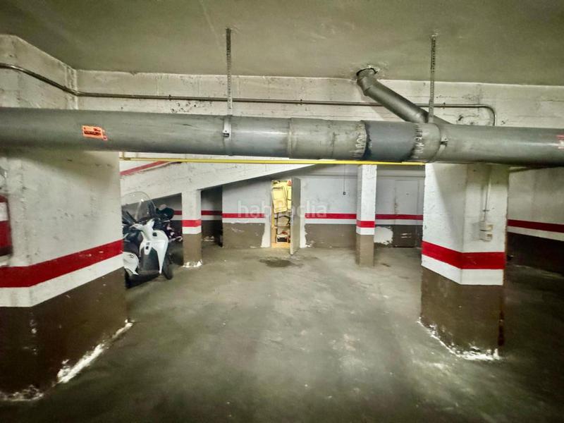 Foto 9f5cbd6f-ce6a-420e-abd5-3ae773ab3f58. Ático  con gran parking y trastero en Guinardó Barcelona