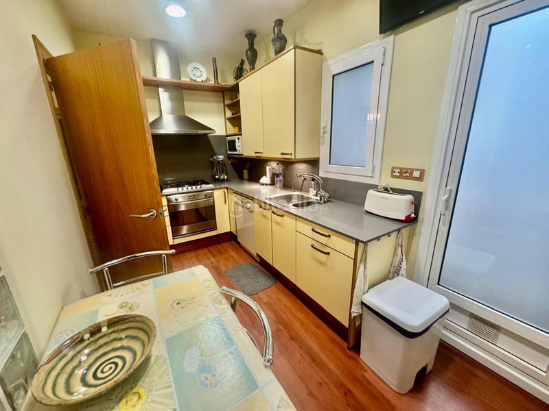 Foto ab6f47e1-5130-4bd6-943d-f05279468752. Ático  con gran parking y trastero en Guinardó Barcelona