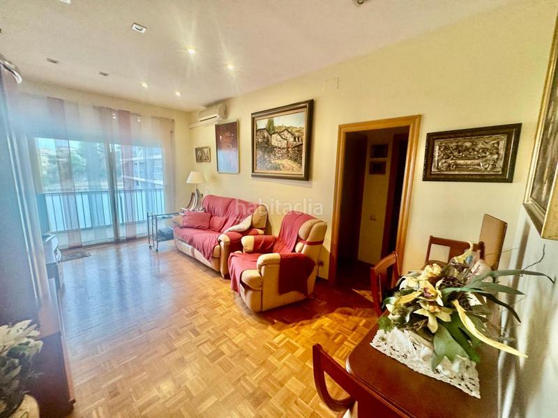 Foto c0c2272f-9fa0-4801-af19-be721e115f53. Ático  con gran parking y trastero en Guinardó Barcelona