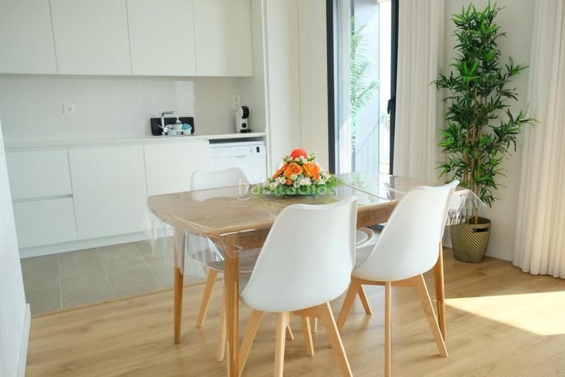 Foto 549f8729-c0e1-43f3-871f-c3764f83990f. Rent flat with heating parking pool in Port Badalona