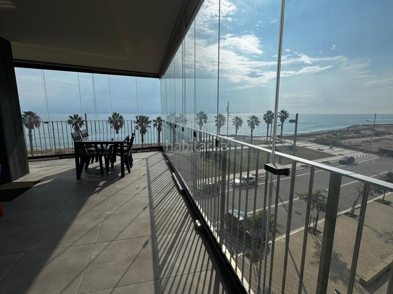 Foto 95501c58-b763-426c-8d27-317fdc94d1a3. Rent flat with heating parking pool in Port Badalona