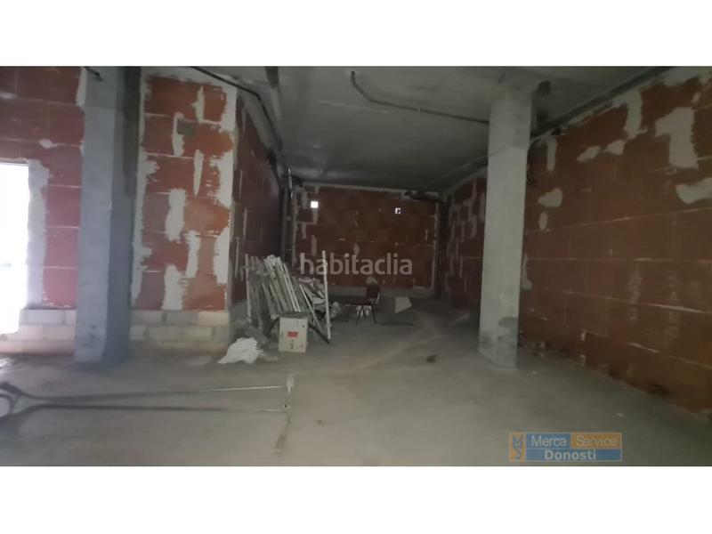 Foto cd2931d5-8896-433e-9922-1f14dad16221. Location local commercial dans Pasaia