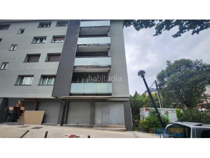 Foto df8db28b-d521-4466-bd46-638764639a4c. Business premise in Pasaia