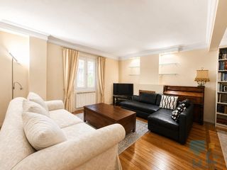 Pis a Centro - Mendibil - Santiago. Avda. iparralde centro de irun venta hermoso piso con ascensor