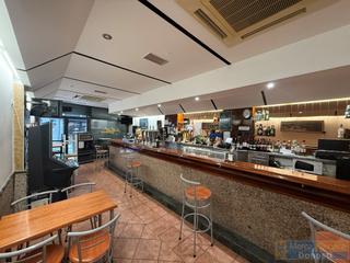 Local Comercial a Pasaia. Azkuene trintxerpe bar en venta