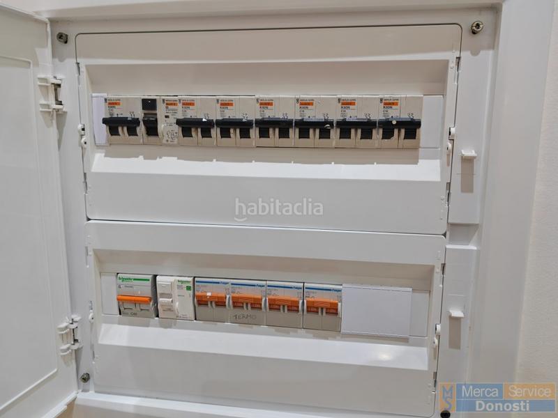 Foto 1719b141-c2d2-406e-8290-bb9d35a488c5. Piso c fermin calbeton piso en venta en Parte Vieja Donostia - San Sebastián