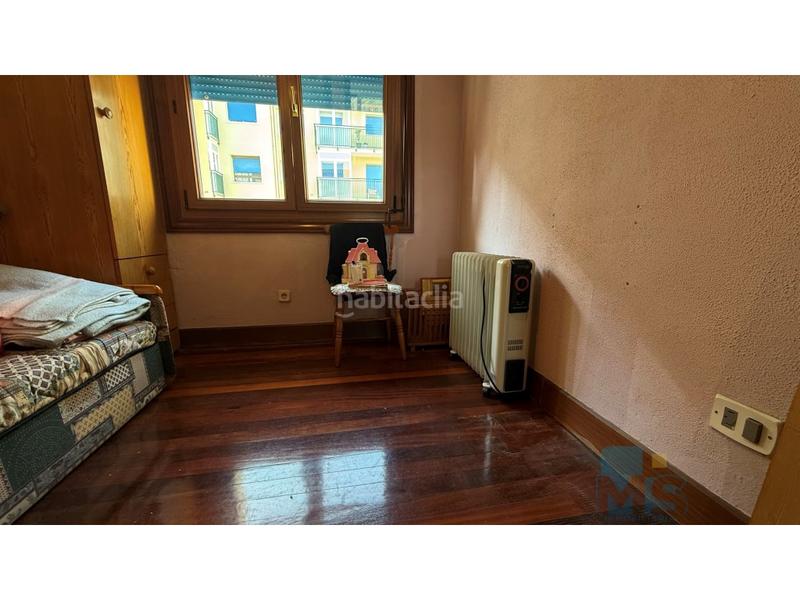 Foto dab3be00-e4fd-45ec-80ba-a3b1ad1341f5. Piso andonaegi luminoso piso con trastero en venta en Pasaia