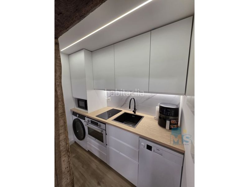 Foto ee2b5b91-52bd-48bf-8c19-0a32ea7dcfa7. Local comercial a Centro Errenteria