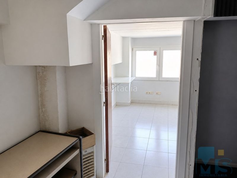 Foto 6260dfea-b6ba-498a-acc0-f2156c97e1e4. Local comercial a Pasaia