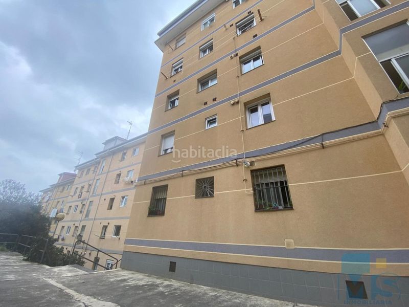 Foto d4e2d19f-97d2-4ef2-99b2-d83336a4b4c6. Pis a Pasaia