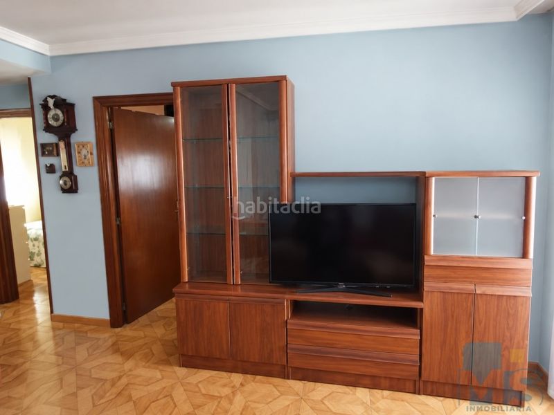 Foto e11d37d9-c05d-438c-a92f-cb79a8b3226f. Pis a Pasaia