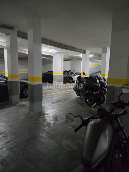 Foto a9aa3ee6-7f9f-408d-af45-90b37146a09e. Parking coche parking muy grande en venta en sagrera en Barcelona