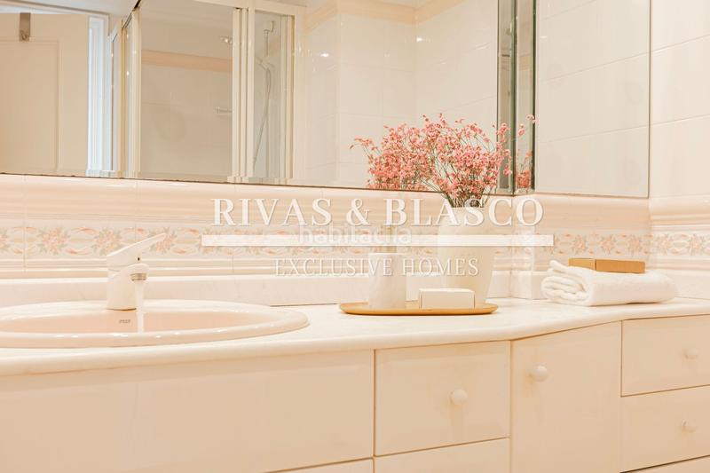 Foto 2d1440f7-0574-4715-ae51-e2fb03af3f23. Miete appartement mit heizung pool in Antiguo Donostia - San Sebastián